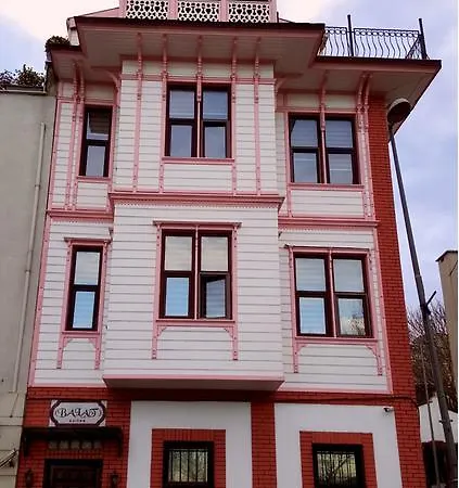 Balat Suites Aparthotel