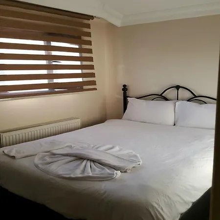 Balat Suites Aparthotel