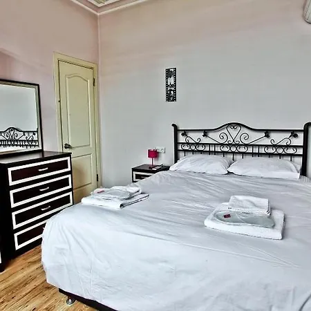 Balat Suites Aparthotel 3*